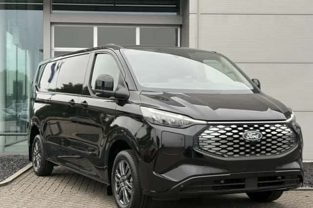 Ford E-Transit (2026) thumbnail 3