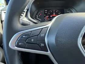 Renault Clio (2021) thumbnail 16