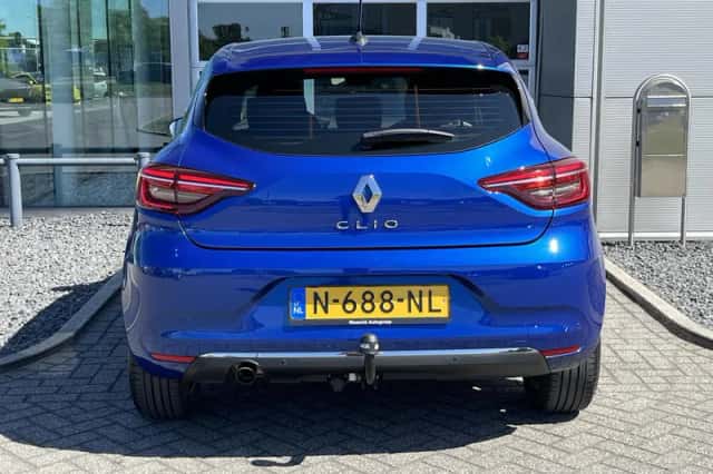 Renault Clio (2021) thumbnail 6