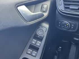 Ford Fiesta (2021) thumbnail 11