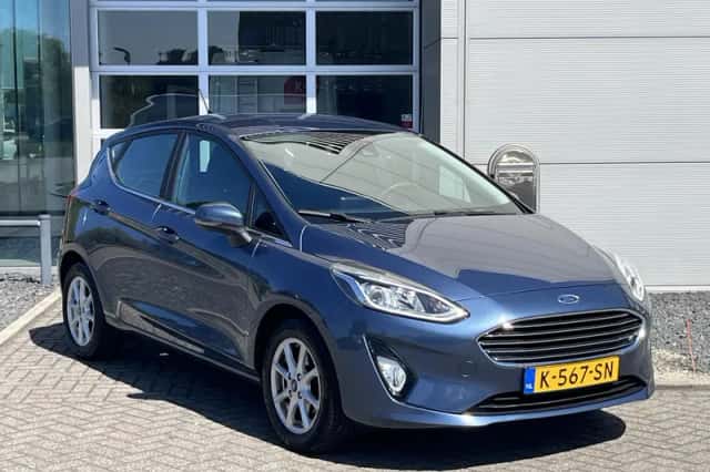 Ford Fiesta (2021) thumbnail 3