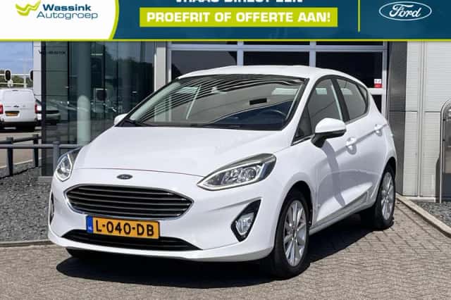 Ford Fiesta (2021) thumbnail 1