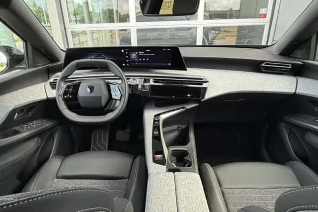 Peugeot 3008 (2025) thumbnail 18