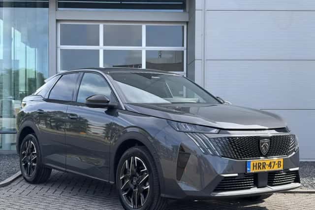 Peugeot 3008 (2025) thumbnail 3