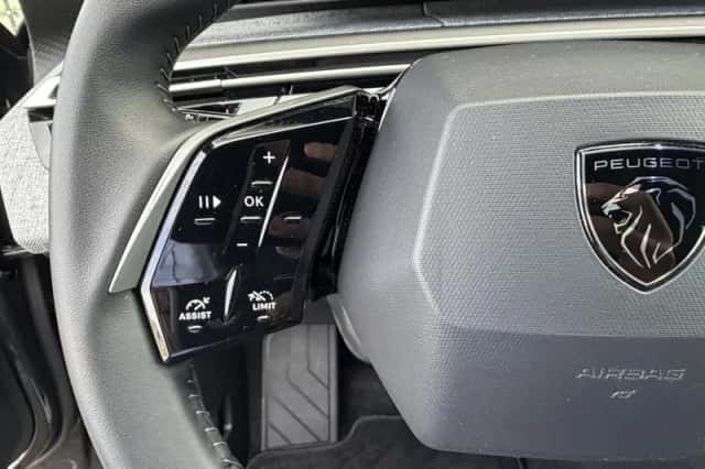 Peugeot 3008 (2025) thumbnail 21