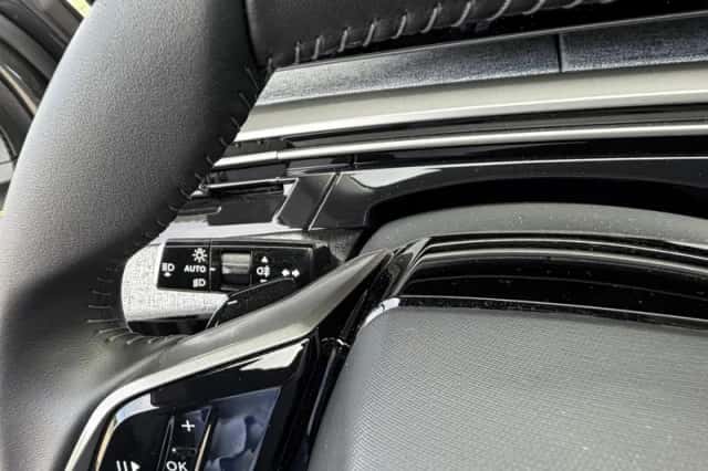 Peugeot 3008 (2025) thumbnail 23
