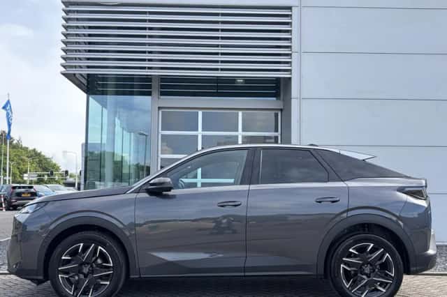 Peugeot 3008 (2025) thumbnail 4