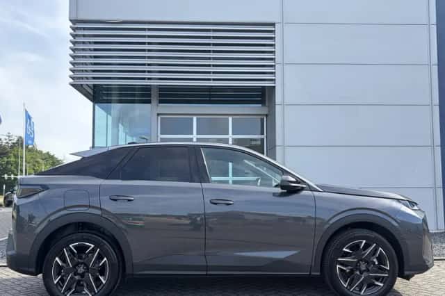 Peugeot 3008 (2025) thumbnail 5