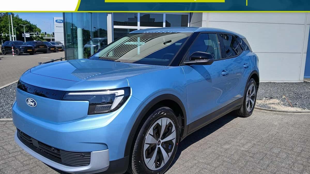 Ford Explorer (2025) — foto 1