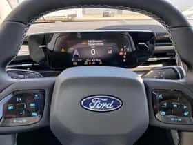 Ford Explorer (2025) thumbnail 14