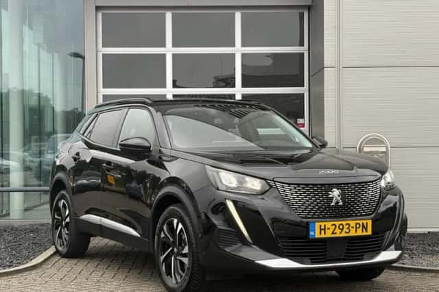 Peugeot 2008 (2020) thumbnail 3
