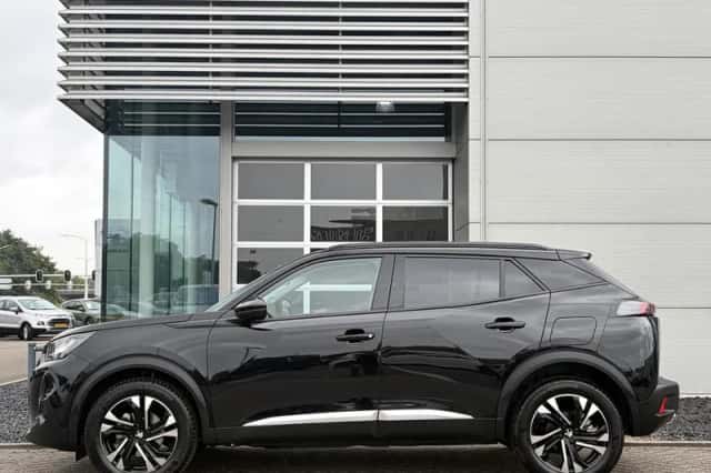 Peugeot 2008 (2020) thumbnail 5