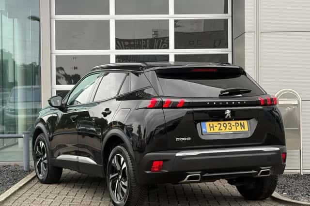Peugeot 2008 (2020) thumbnail 6
