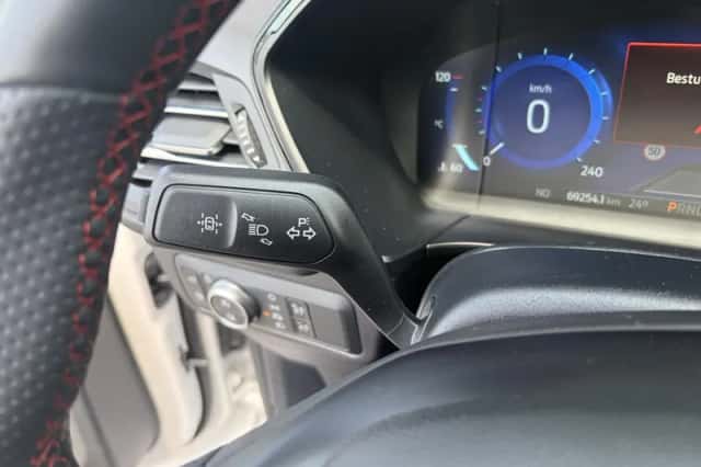 Ford Kuga (2022) thumbnail 26