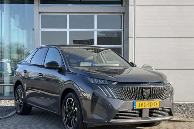 Peugeot 3008 (2025) thumbnail 3