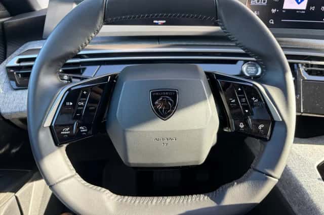 Peugeot 3008 (2025) thumbnail 23