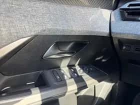 Peugeot 3008 (2025) thumbnail 33
