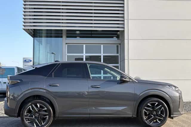 Peugeot 3008 (2025) thumbnail 6