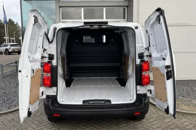 Opel Vivaro-e (2025) thumbnail 11