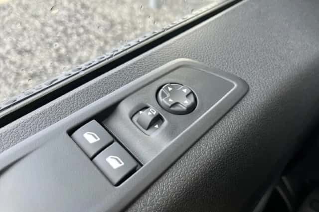 Opel Vivaro-e (2025) thumbnail 22