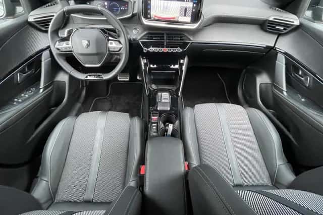 Peugeot 208 (2024) thumbnail 16