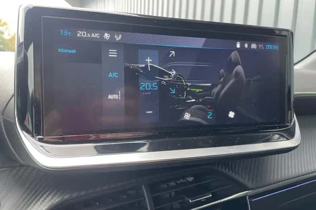 Peugeot 208 (2024) thumbnail 21