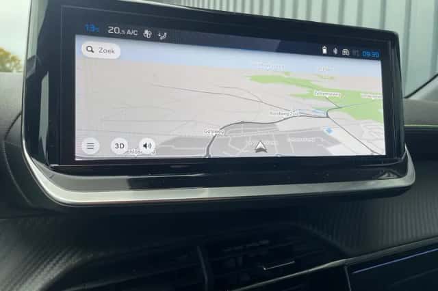 Peugeot 208 (2024) thumbnail 22