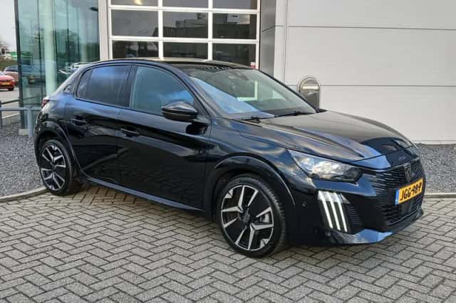 Peugeot 208 (2024) thumbnail 5