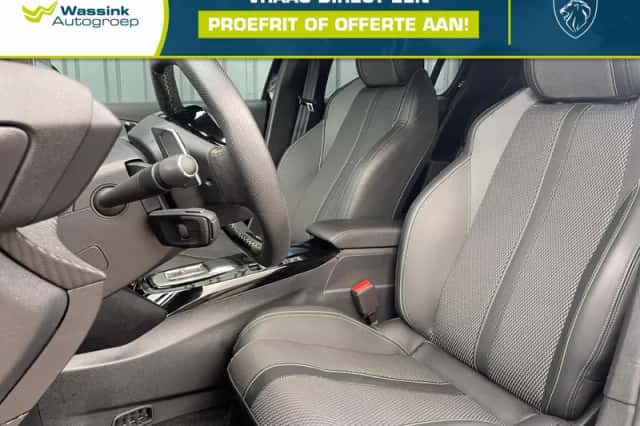 Peugeot 208 (2024) thumbnail 9