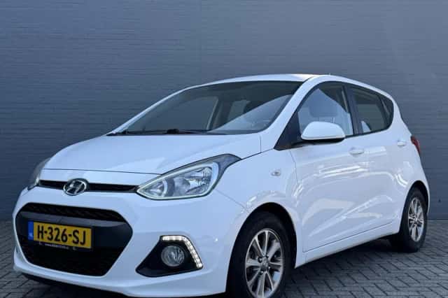 Hyundai i10 (2016) thumbnail 2