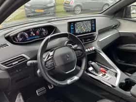 Peugeot 5008 (2022) thumbnail 5