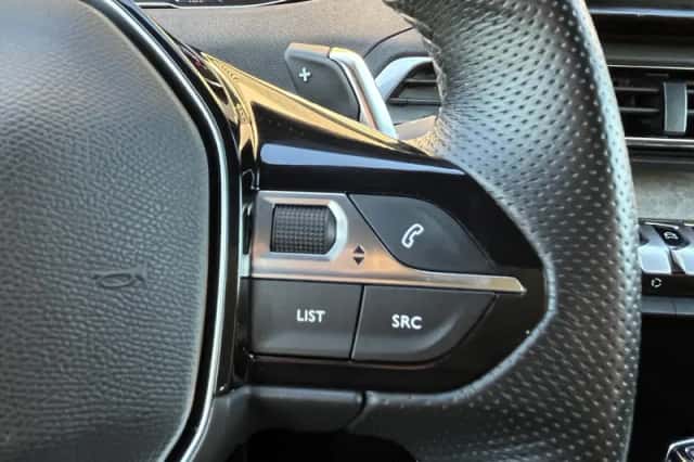 Peugeot 5008 (2022) thumbnail 10