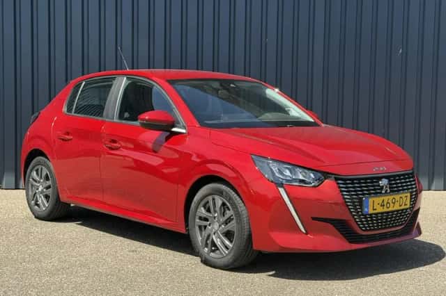Peugeot 208 (2021) thumbnail 2