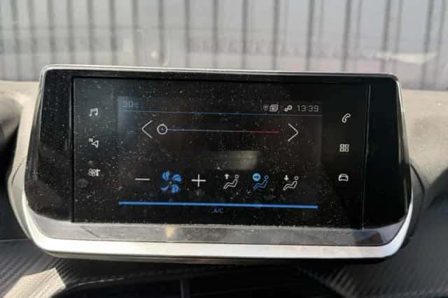 Peugeot 208 (2021) thumbnail 21