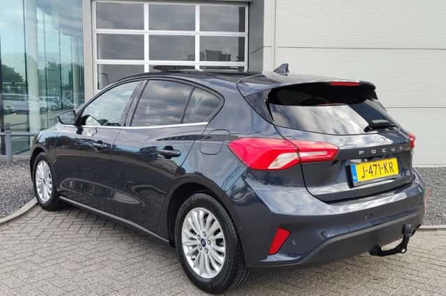 Ford Focus (2020) thumbnail 4