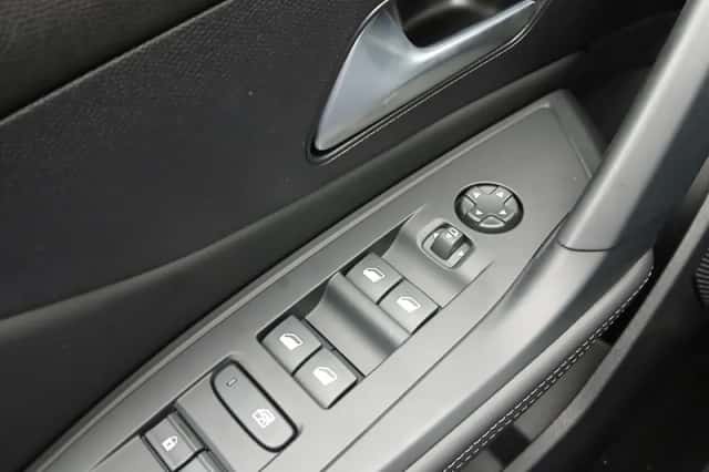 Peugeot 408 (2025) thumbnail 13