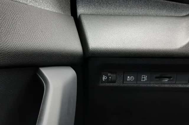 Peugeot 408 (2025) thumbnail 14