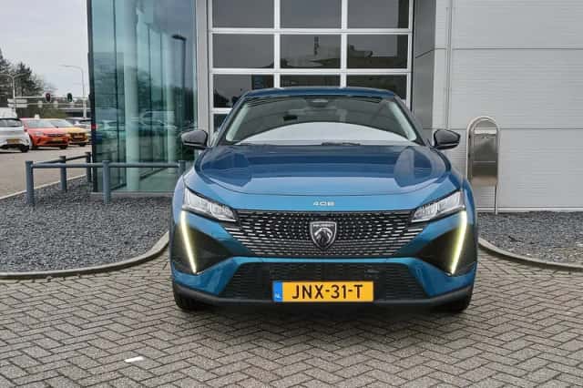 Peugeot 408 (2025) thumbnail 3