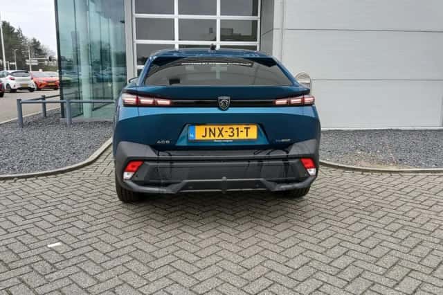 Peugeot 408 (2025) thumbnail 7