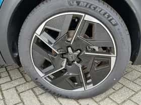 Peugeot 408 (2025) thumbnail 9