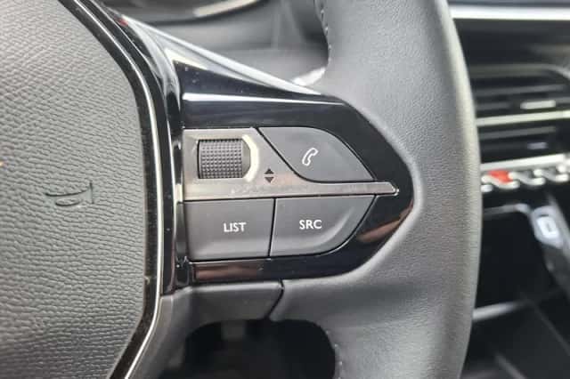 Peugeot 208 (2023) thumbnail 13