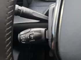 Peugeot 208 (2023) thumbnail 16