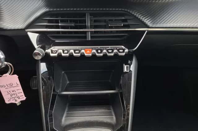Peugeot 208 (2023) thumbnail 20
