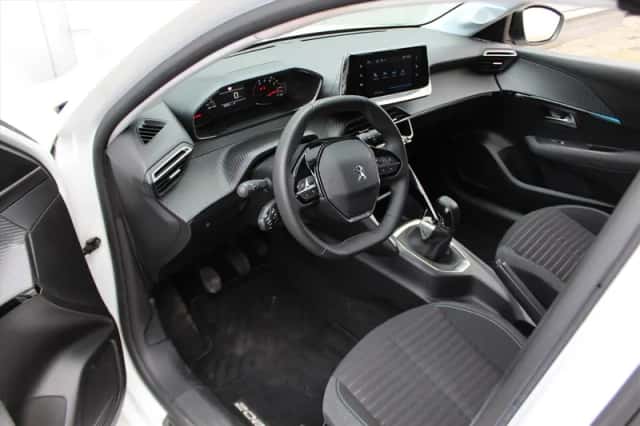 Peugeot 208 (2023) thumbnail 39