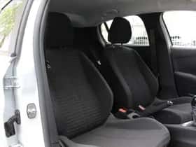 Peugeot 208 (2023) thumbnail 40