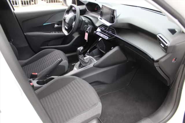 Peugeot 208 (2023) thumbnail 41