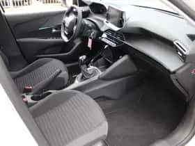 Peugeot 208 (2023) thumbnail 41