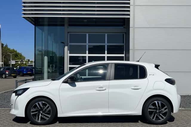 Peugeot 208 (2023) thumbnail 7