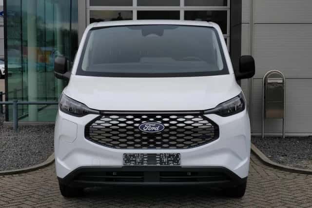Ford Transit Custom (2026) thumbnail 3