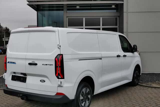 Ford Transit Custom (2026) thumbnail 6